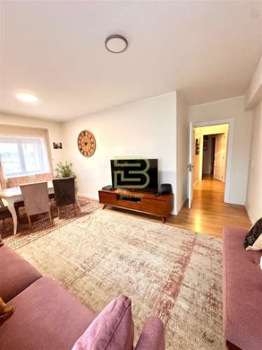 Apartamento T2 - Localização Premium no Coração de Vila Nova de Gaia