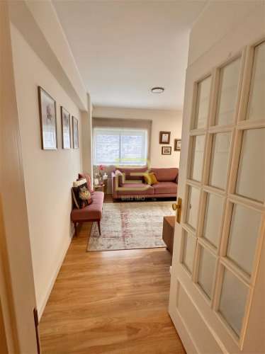 Apartamento T2 - Localização Premium no Coração de Vila Nova de Gaia