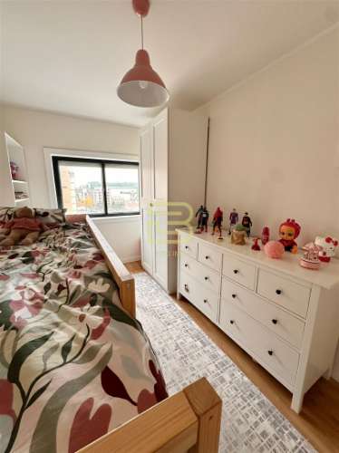 Apartamento T2 - Localização Premium no Coração de Vila Nova de Gaia