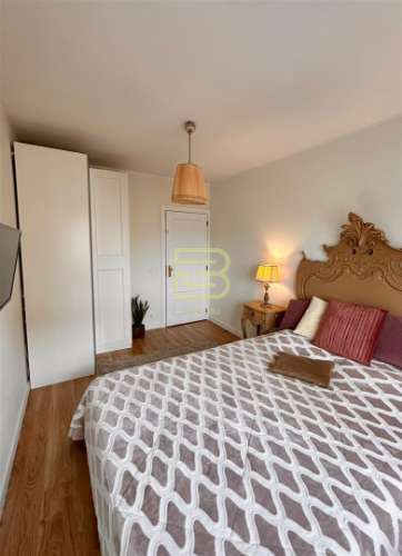 Apartamento T2 - Localização Premium no Coração de Vila Nova de Gaia