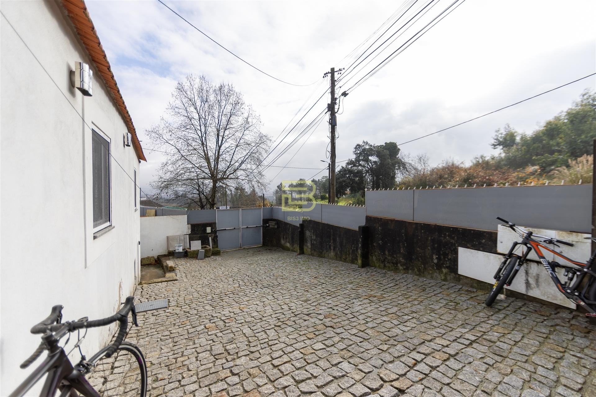 4 Habitações sem inquilinos para venda em Rio Tinto.