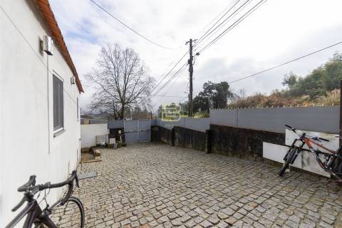 4 Habitações sem inquilinos para venda em Rio Tinto.