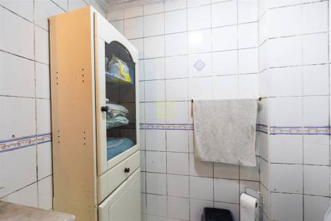 Casa ilha T2, em Paranhos, Porto