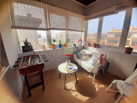 Apartamento T4 em Primeira Linha de Mar | Vista Frontal e Permanente em Árvore, Vila do Conde