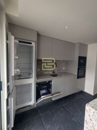 Apartamento T3 novo, com terraço em Vila Nova de Gaia