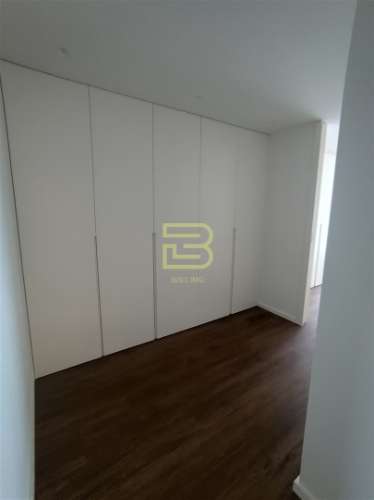 Apartamento T3 novo, com terraço em Vila Nova de Gaia