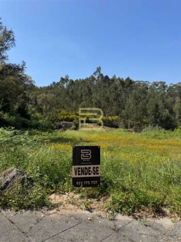 DOIS TERRENOS urbanos contíguos, em Cete , Paredes