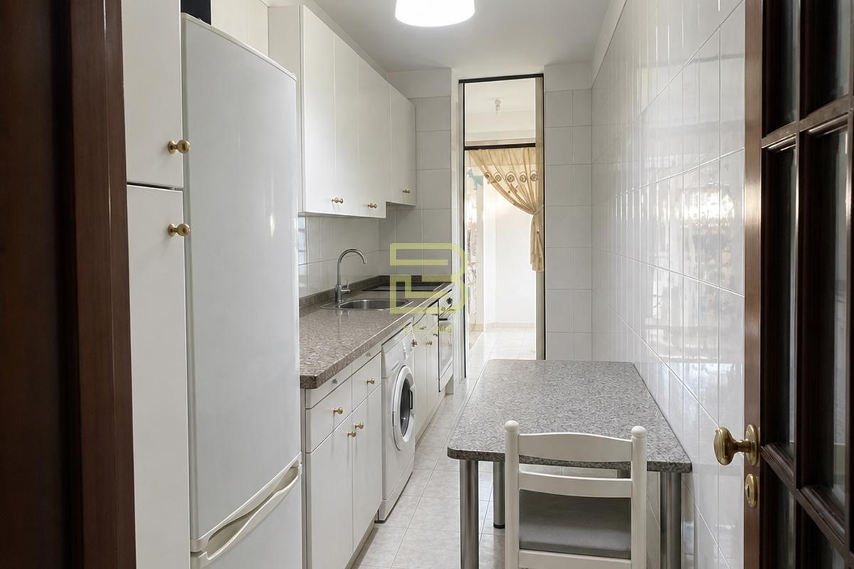 T1 com Garagem e Varanda junto ao Metro de Rio Tinto – Excelente Investimento