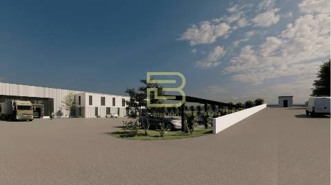 Terreno para construção de Armazém industrial, com 17.900m2, em Vila do Conde.