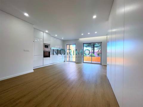 Apartamento T3 Venda em Póvoa de Varzim, Beiriz e Argivai,Póvoa de Varzim