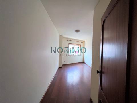 Apartamento T2 Venda em Cedofeita, Santo Ildefonso, Sé, Miragaia, São Nicolau e Vitória,Porto