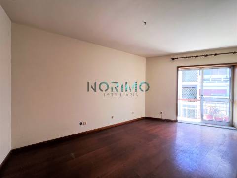 Apartamento T2 Venda em Cedofeita, Santo Ildefonso, Sé, Miragaia, São Nicolau e Vitória,Porto
