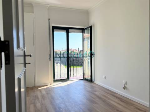 Apartamento T2 Venda em Póvoa de Varzim, Beiriz e Argivai,Póvoa de Varzim