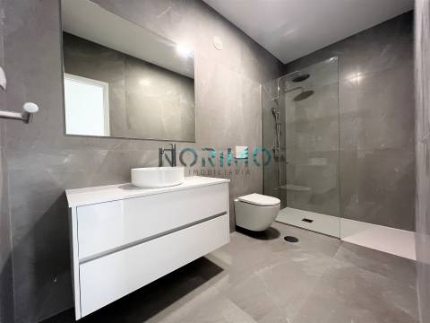 Apartamento T2 Venda em Póvoa de Varzim, Beiriz e Argivai,Póvoa de Varzim