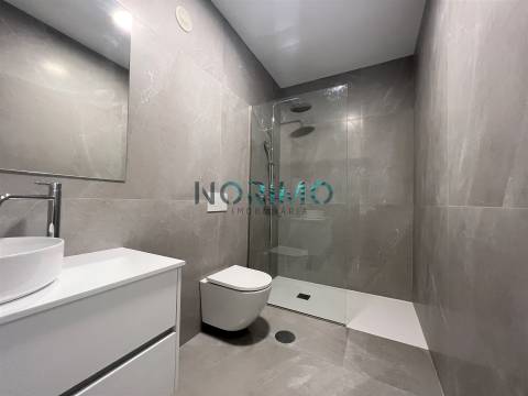 Apartamento T2 Venda em Póvoa de Varzim, Beiriz e Argivai,Póvoa de Varzim