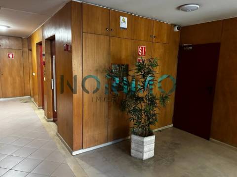 Apartamento T2 Venda em Ramalde,Porto