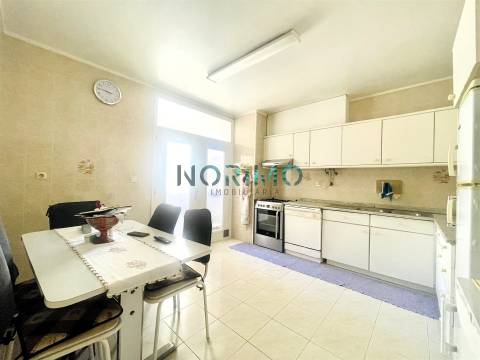 Apartamento T3 Venda em Póvoa de Varzim, Beiriz e Argivai,Póvoa de Varzim