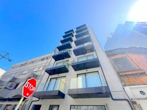 Apartamento T4 DUPLEX Venda em Póvoa de Varzim, Beiriz e Argivai,Póvoa de Varzim