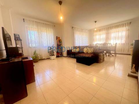 Apartamento T2 Venda em Árvore,Vila do Conde