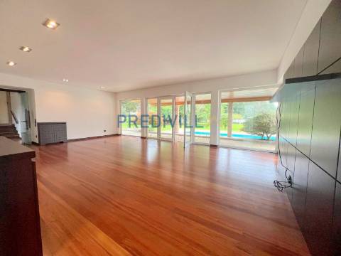 Moradia Isolada T5 Venda em Vilar de Pinheiro,Vila do Conde