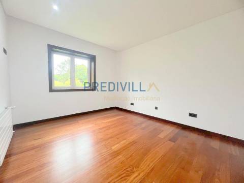 Moradia Isolada T5 Venda em Vilar de Pinheiro,Vila do Conde