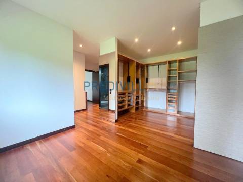 Moradia Isolada T5 Venda em Vilar de Pinheiro,Vila do Conde