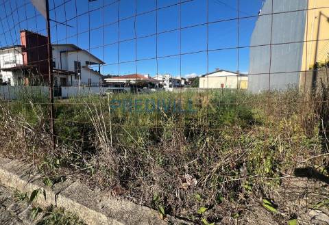 Terreno Para Construção  Venda em Castêlo da Maia,Maia