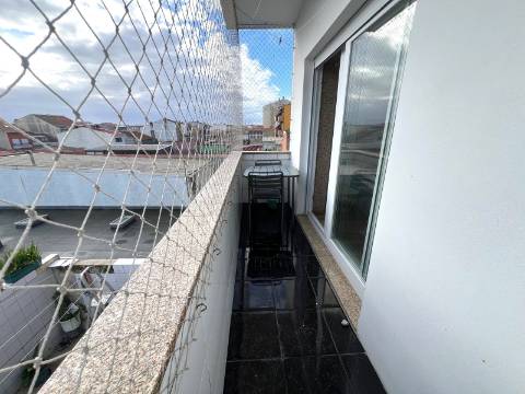 Apartamento T1+1 Arrendamento em Vila do Conde,Vila do Conde