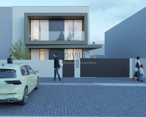 Moradia T4+1 Venda em Moreira,Maia