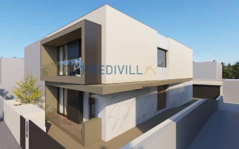 Moradia T4+1 Venda em Moreira,Maia