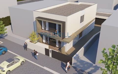 Moradia T4+1 Venda em Moreira,Maia