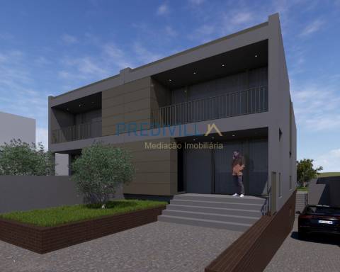 Moradia T3+1 Venda em Nogueira e Silva Escura,Maia