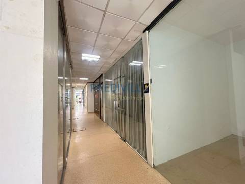 Loja  Arrendamento em Póvoa de Varzim, Beiriz e Argivai,Póvoa de Varzim