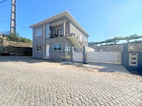 Apartamento T3 DUPLEX Venda em Árvore,Vila do Conde