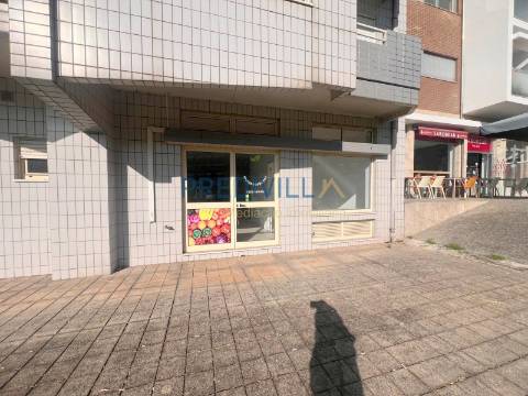 Loja  Arrendamento em Cidade da Maia,Maia