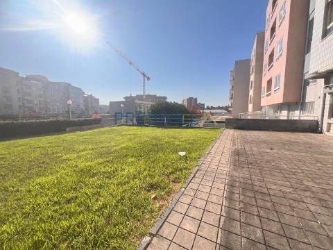 Loja  Arrendamento em Cidade da Maia,Maia