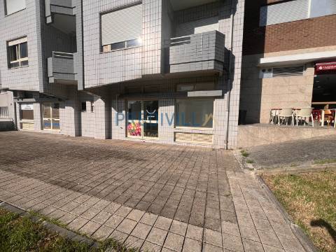 Loja  Arrendamento em Cidade da Maia,Maia