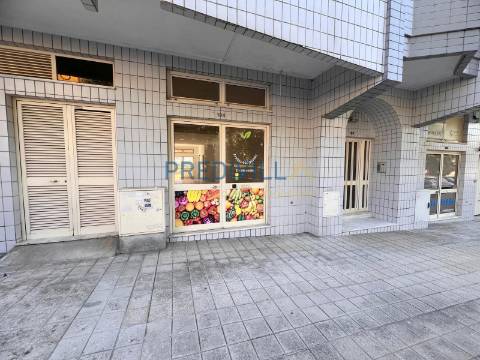 Loja  Arrendamento em Cidade da Maia,Maia