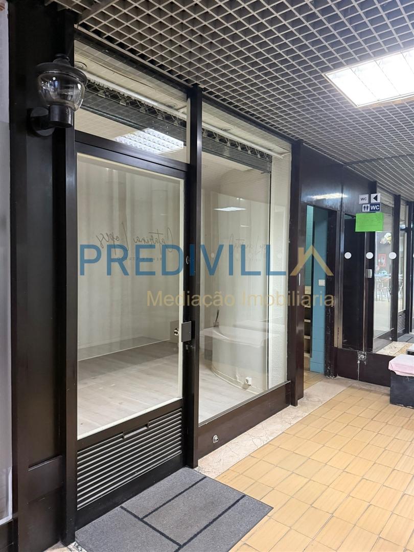 Loja  Arrendamento em Aldoar, Foz do Douro e Nevogilde,Porto