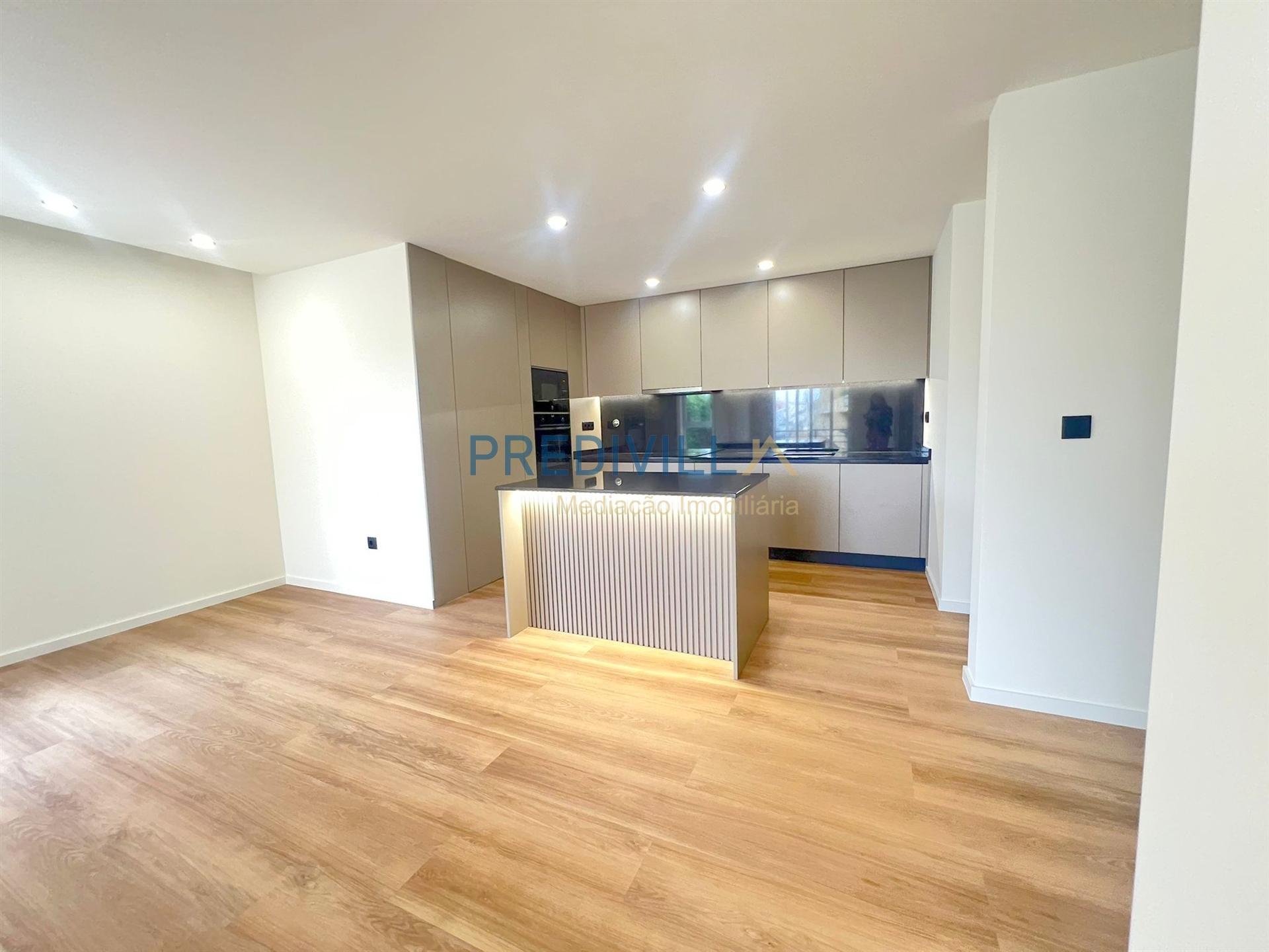 Apartamento T3 Venda em Póvoa de Varzim, Beiriz e Argivai,Póvoa de Varzim