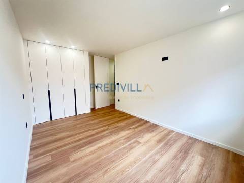 Apartamento T3 Venda em Póvoa de Varzim, Beiriz e Argivai,Póvoa de Varzim