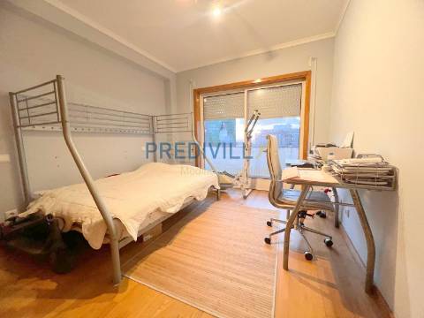 Apartamento T3 Venda em Nogueira e Silva Escura,Maia