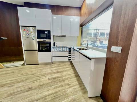 Apartamento T1+1 Venda em Póvoa de Varzim, Beiriz e Argivai,Póvoa de Varzim