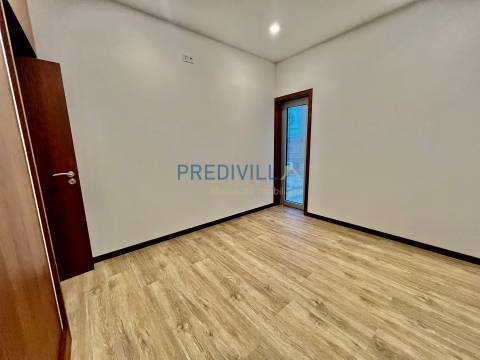 Apartamento T1+1 Venda em Póvoa de Varzim, Beiriz e Argivai,Póvoa de Varzim