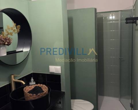 Loja T0 Venda em Castêlo da Maia,Maia