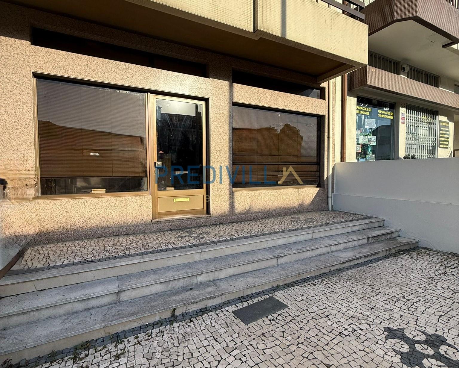 Loja  Venda em Cidade da Maia,Maia