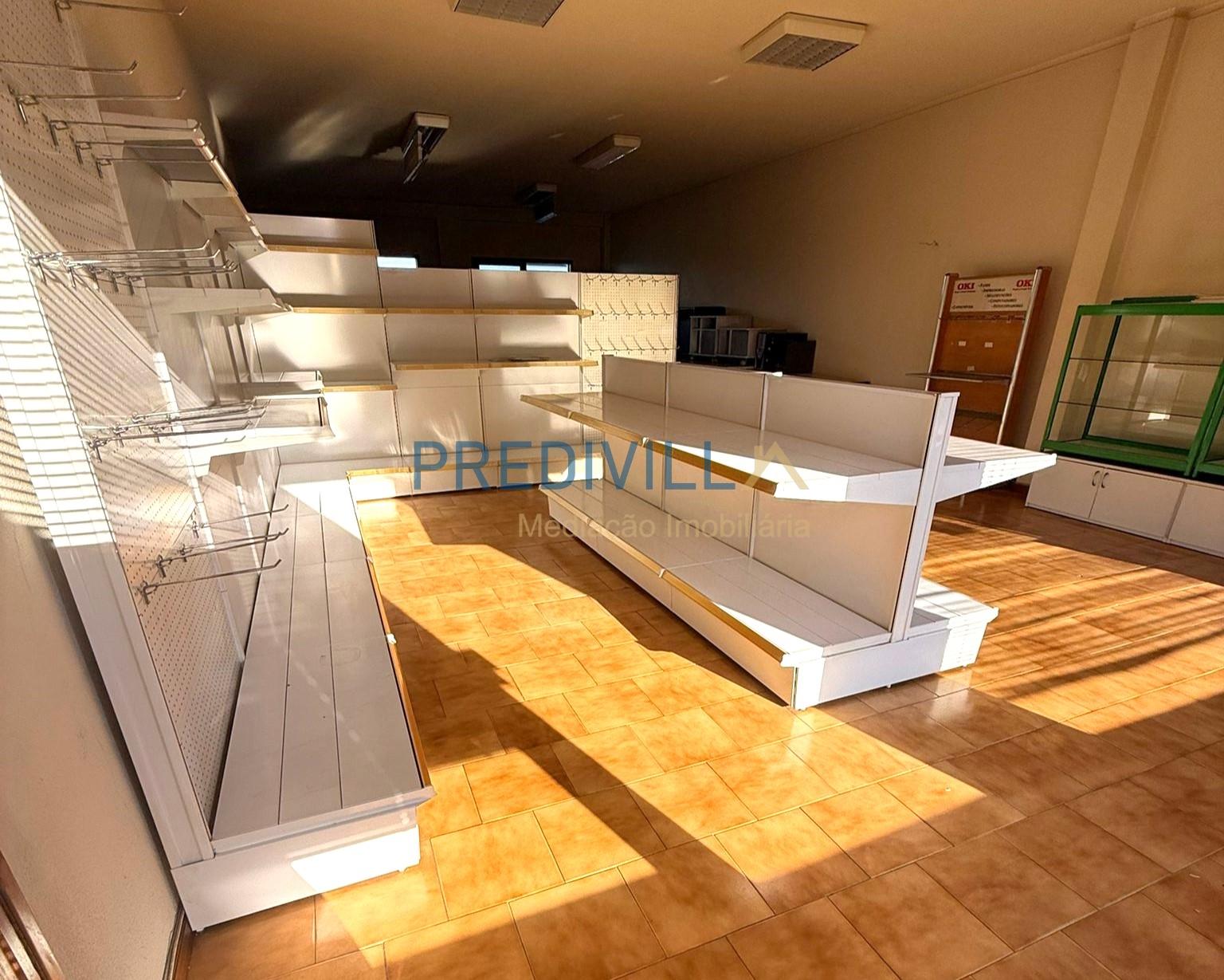 Loja  Venda em Cidade da Maia,Maia