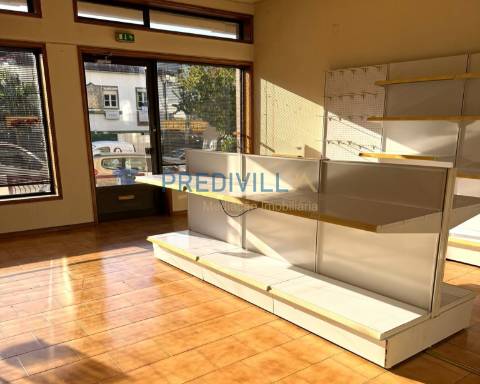 Loja  Venda em Cidade da Maia,Maia