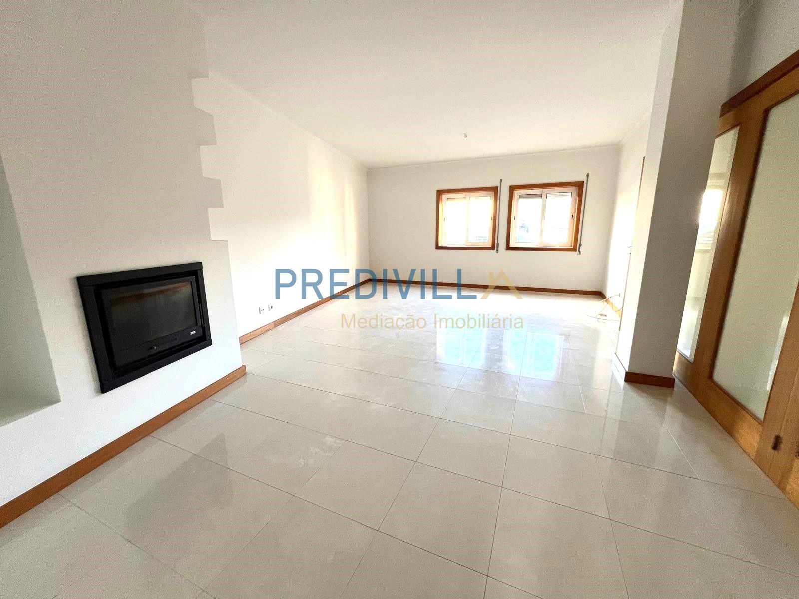 Moradia Geminada T3 Venda em Árvore,Vila do Conde