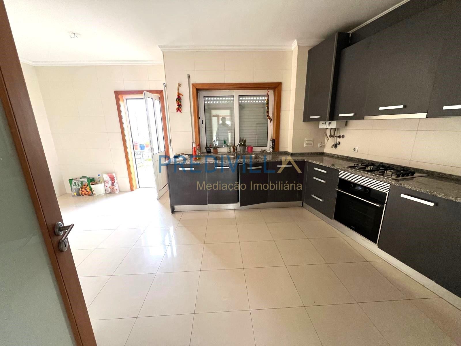 Moradia Geminada T3 Venda em Árvore,Vila do Conde